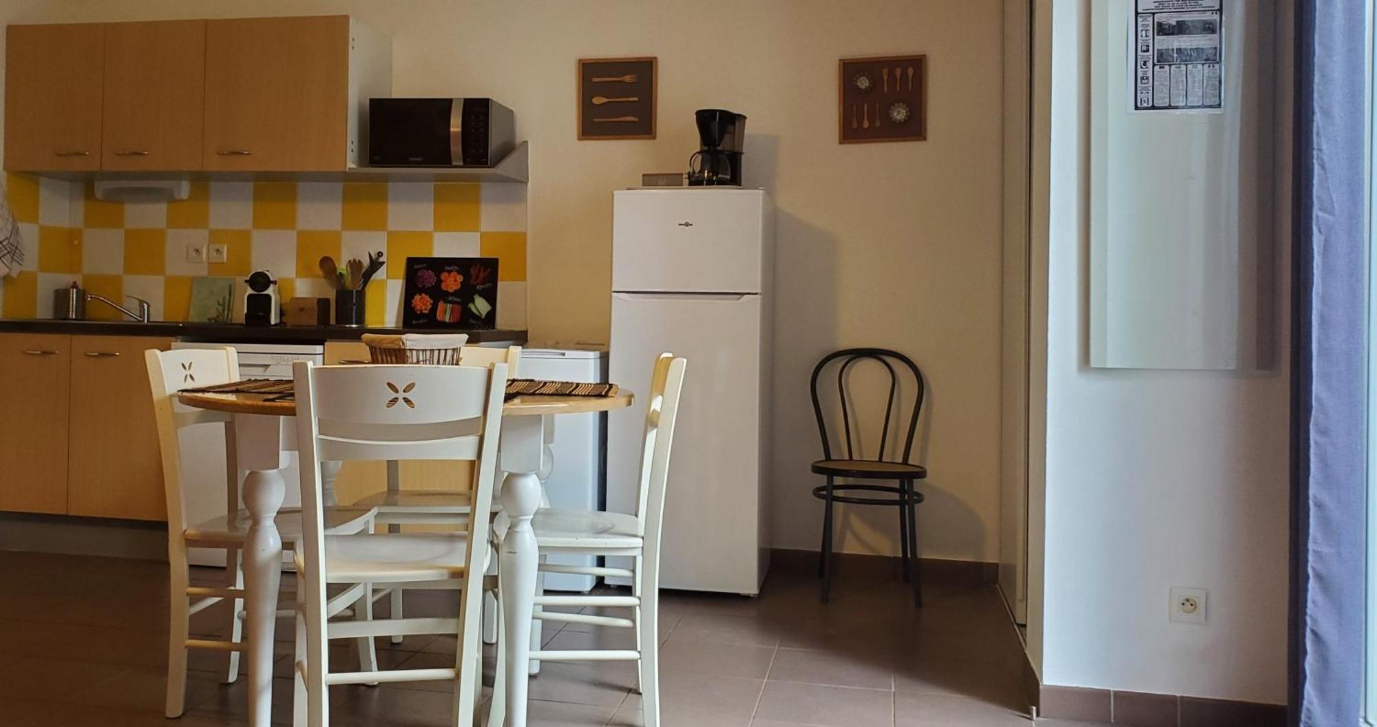 Le Canal Climatisation Wi-Fi Parking Jardin Piscine 15 Mn De Beziers Colombiers  Exterior photo